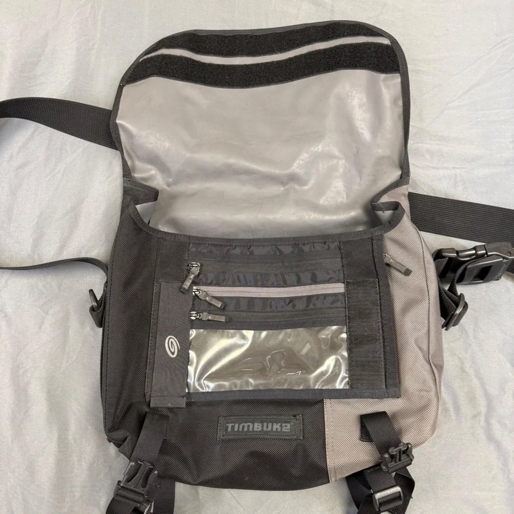 Timbuk2 Classic Messenger Bag Black Grey Ballistic Nylon Commuter Shoulder Bag